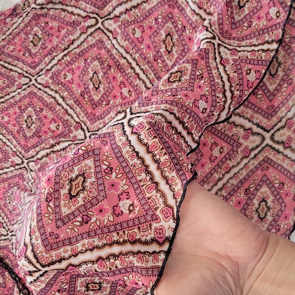 Women's top - Picture 4 of 5